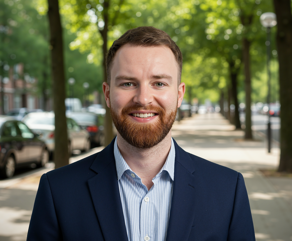 Ben Pearce, Assistant Manager